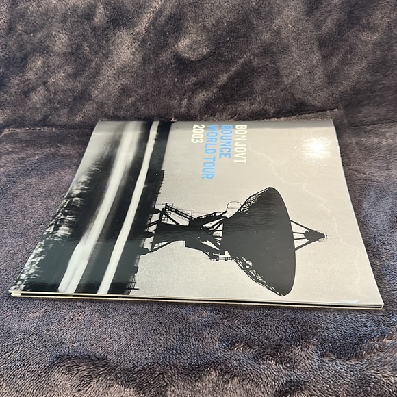 Bon Jovi Bounce 2003 tour program - Picture 8 of 9